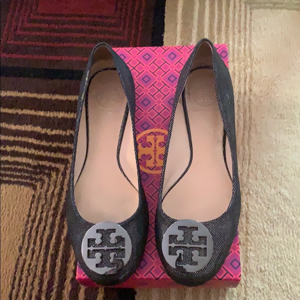 Tory Burch nearly new flats